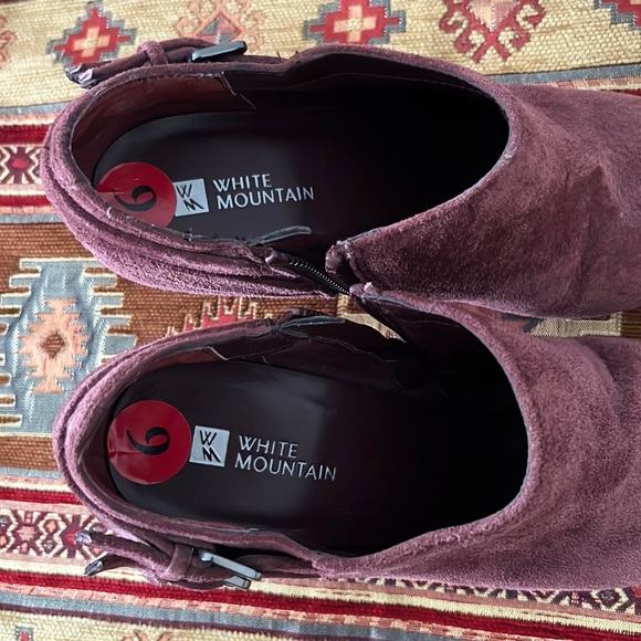 White Mountain Suede Bordeaux Ankle Booties. #8. - Picture 5 of 12